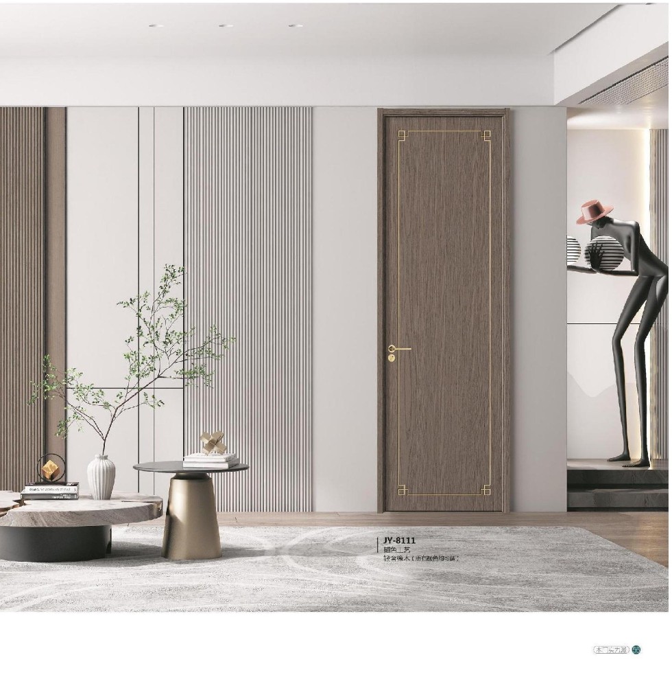 信鼎裕木门：品质铸就经典，匠心独运传家业